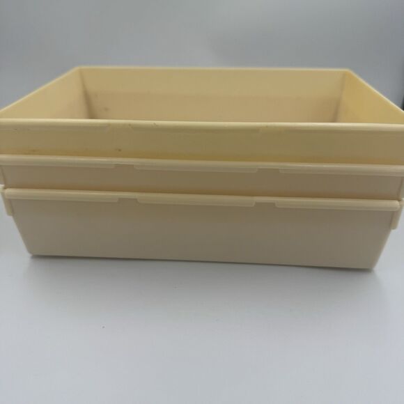 Rubbermaid Almond Interlocking Drawer Organizers JBI-2916 3 pcs. 9" x 6" x 2" - Picture 5 of 7